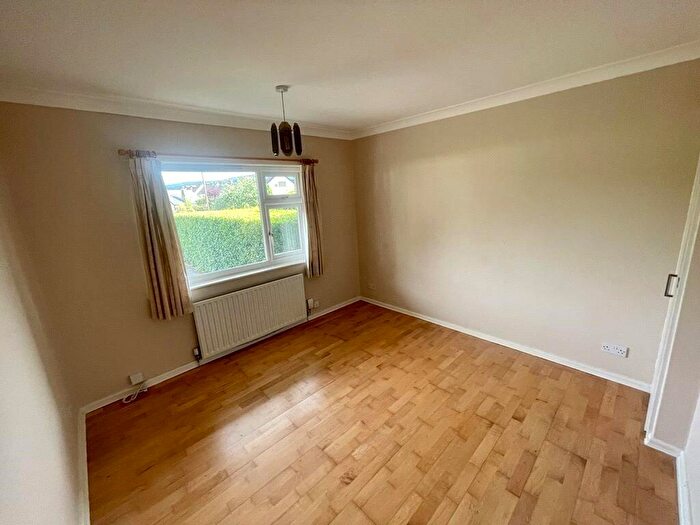 2 Bedroom Bungalow To Rent In Park Crescent, Addingham, Ilkley, West Yorkshire, Uk, LS29