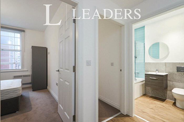2 Bedroom Apartment To Rent In Liberty House, Bank Street, S1