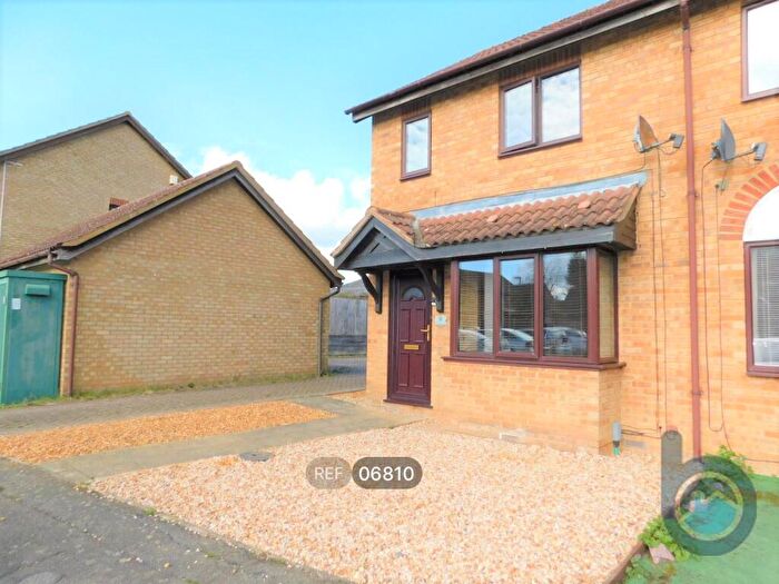3 Bedroom Terraced House To Rent In Cookson Walk, Yaxley, Peterborough, PE7