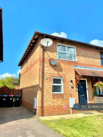 2 Bedroom Semi-Detached House To Rent In Brearley Avenue, Milton Keynes, MK6