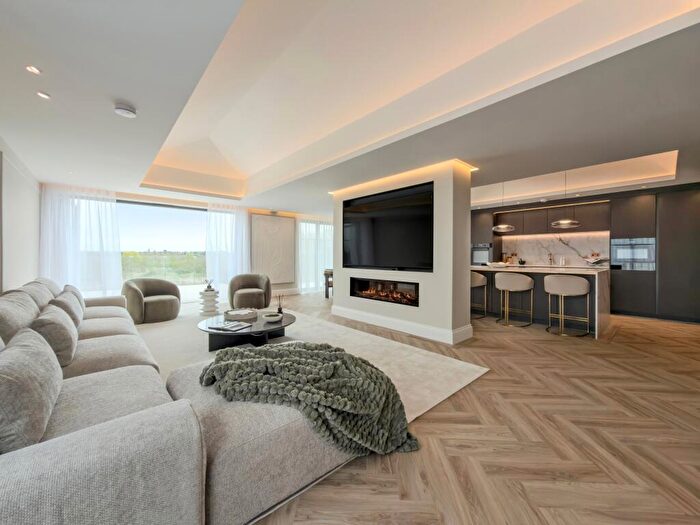 4 Bedroom Detached House For Sale In Sense, Arkley - A New Standard In Lateral Living, EN5