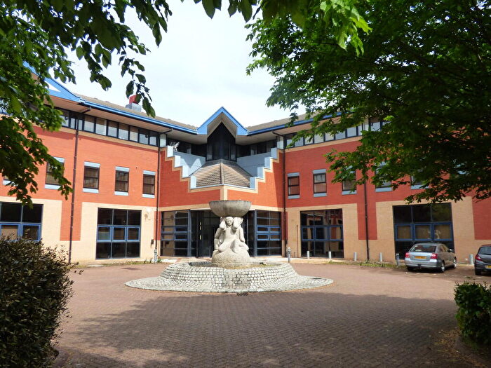 1 Bedroom Apartment To Rent In The Quadrant, SN5