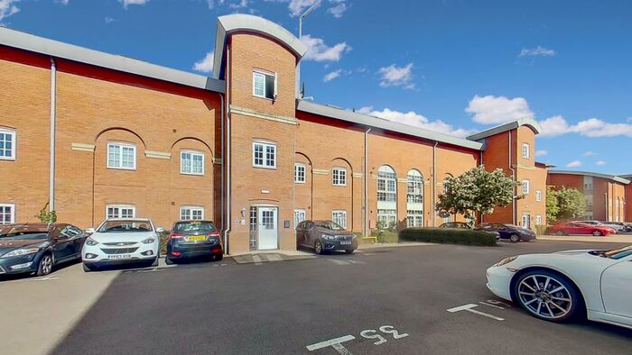 2 Bedroom Apartment To Rent In Caxton Court, Burton-On-Trent, Staffordshire, DE14