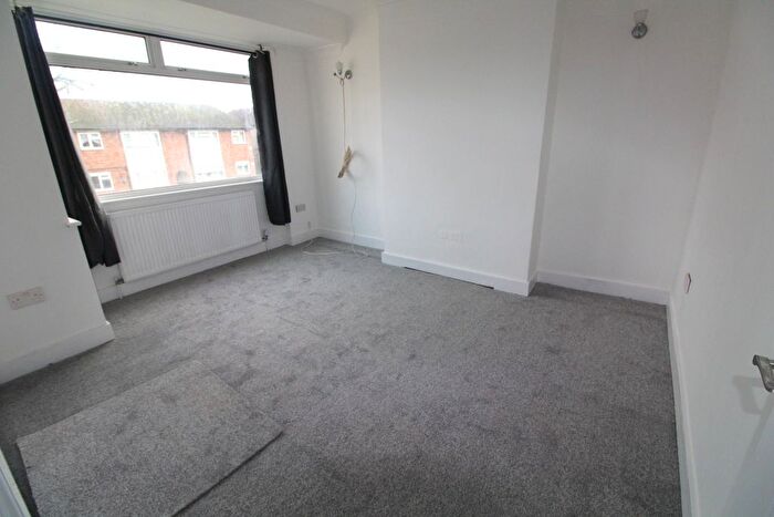 2 Bedroom Flat To Rent In The Sunny Road, Enfield, EN3