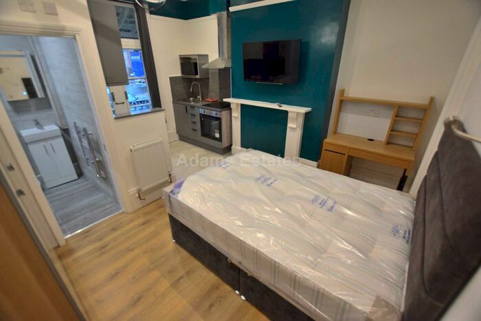 1 Bedroom Studio To Rent In London Road, Reading, RG1