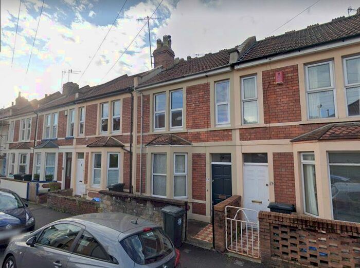 2 Bedroom House To Rent In Dunford Road, Bristol, BS3