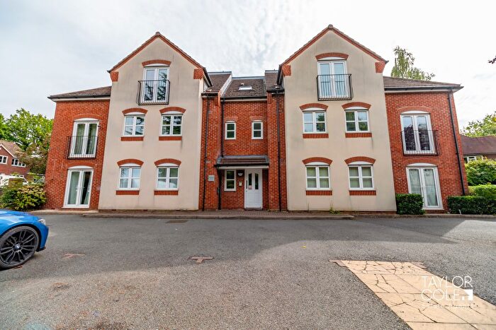2 Bedroom Flat For Sale In Birchfields, Quarry Hill, B77