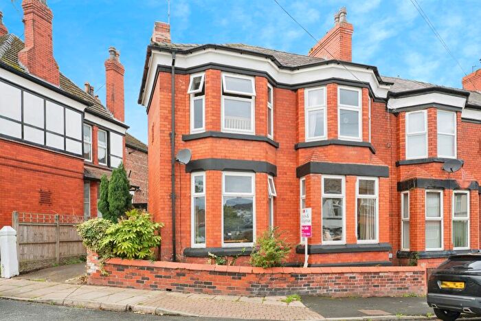 3 Bedroom End Of Terrace House For Sale In Easton Road, Wirral, CH62
