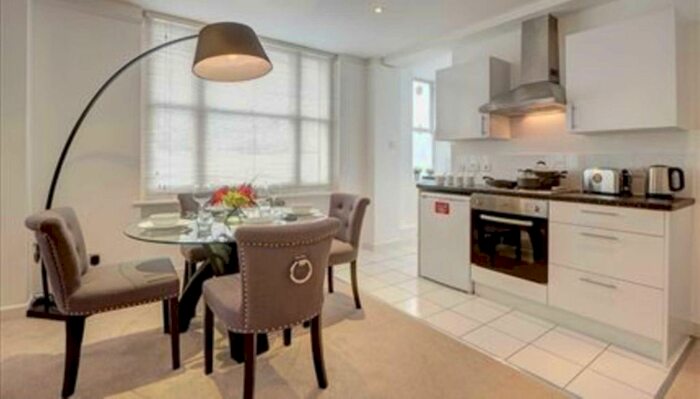 1 Bedroom Flat To Rent In Hill Street, Mayfair W1J