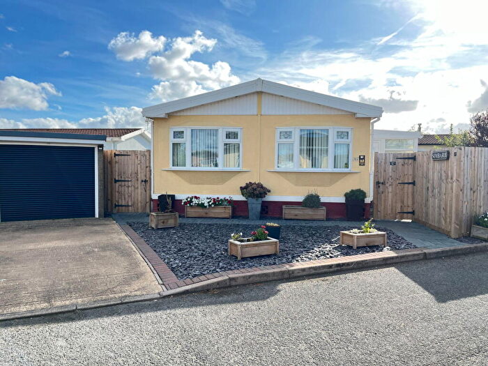 2 Bedroom Park Home For Sale In Four Seasons Park, Chapel St. Leonards, Skegness, PE24
