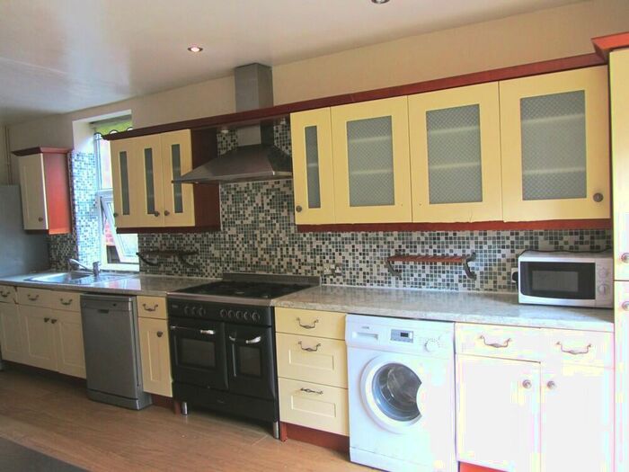 5 Bedroom Terraced House To Rent In Mauldeth Road, Bed, , Fallowfield, Manchester, M20