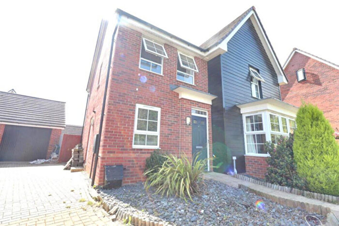 4 Bedroom Detached House To Rent In Nero Grove, Fairfields, MK11
