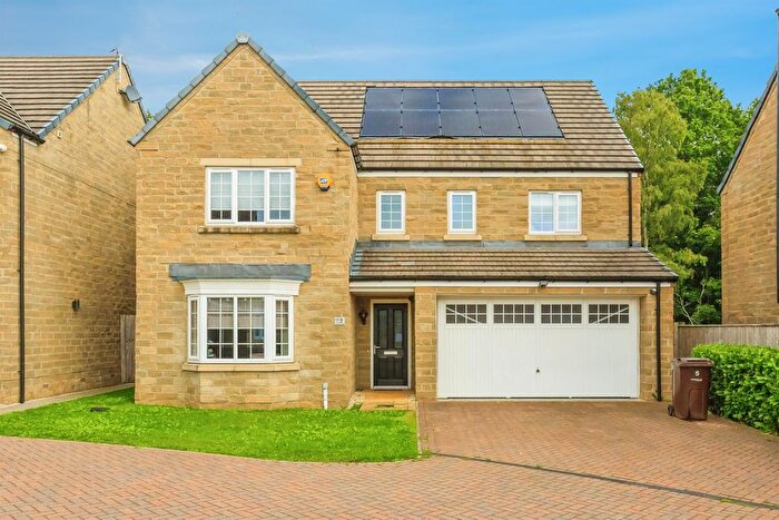 6 Bedroom Detached House For Sale In Patch Wood Court, Newmillerdam, Wakefield, WF2