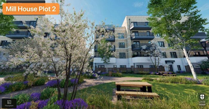 2 Bedroom Flat For Sale In Egerton Road, London, TW2