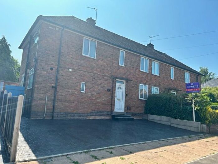 3 Bedroom Semi-Detached House To Rent In Withcote Avenue, Leicester, LE5