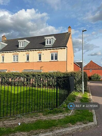 3 Bedroom End Of Terrace House To Rent In Watson Close, Northampton, NN5