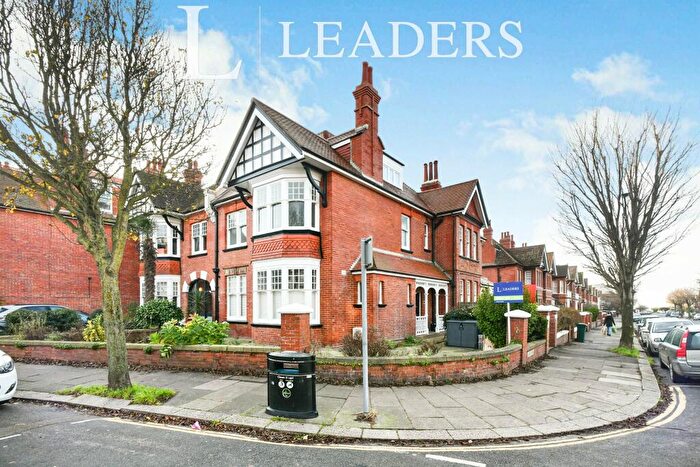 1 Bedroom Flat To Rent In Vallance Gardens, Hove, BN3