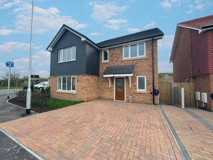 4 Bedroom Detached House To Rent In St Stephens Park Road, Ramsgate, CT12