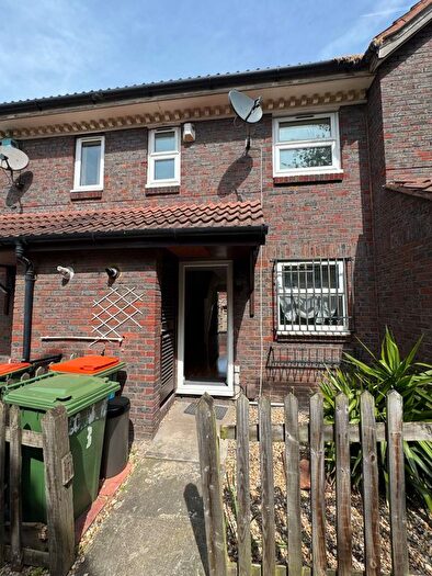 2 Bedroom Terraced House To Rent In Congreve Walk, London, E16