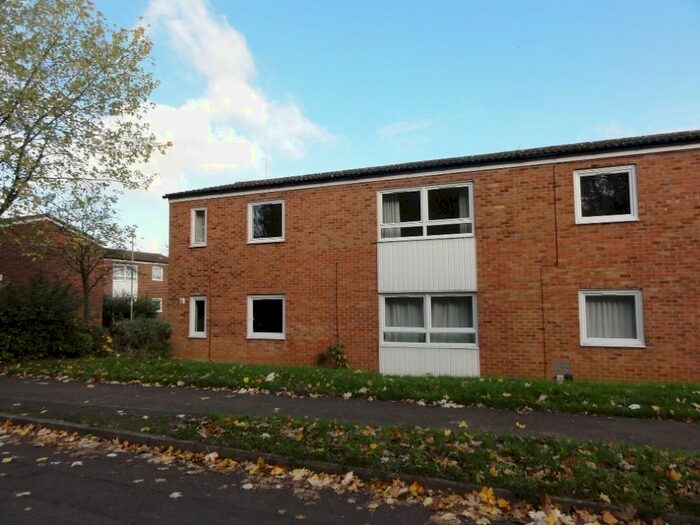 2 Bedroom Flat To Rent In Mordaunt Lane, Ryehill, Northampton, NN5