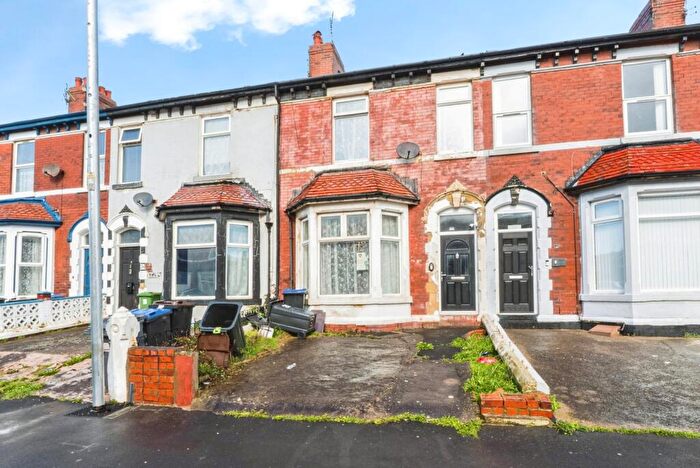 6 Bedroom Terraced House For Sale In Blackpool, Lancashire, FY1