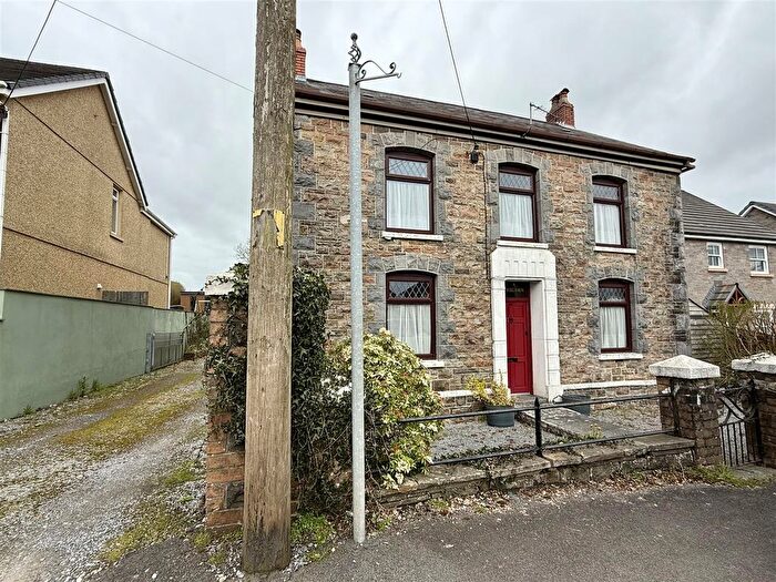 3 Bedroom Detached House For Sale In Heol Bryngwili, Cross Hands, Llanelli, SA14