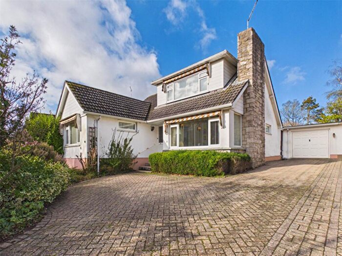 3 Bedroom Bungalow For Sale In Jesmond Avenue, Highcliffe, Christchurch, Dorset, BH23