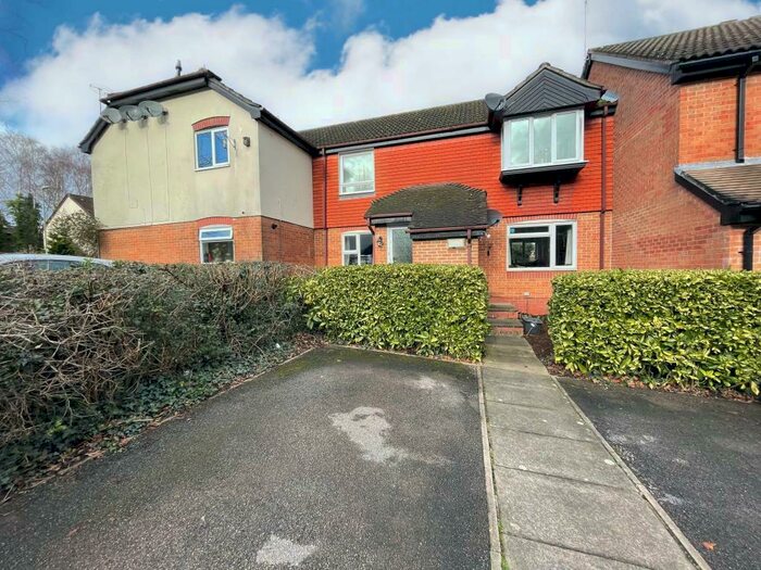 2 Bedroom Ground Flat To Rent In Month Let Only - Waldon Gardens, West End, SO18