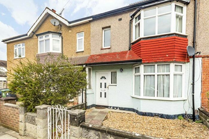 3 Bedroom Terraced House To Rent In Tolworth Road, Surbiton, KT6