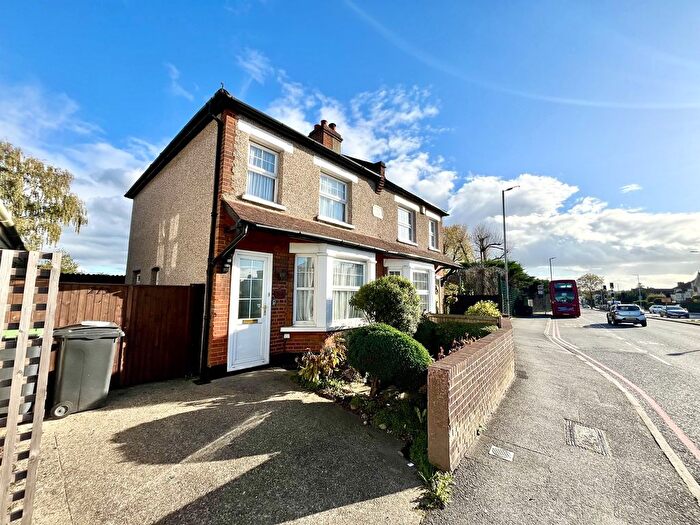 2 Bedroom Semi Detached House For Sale In Hook Road, Chessington, Surrey., KT9