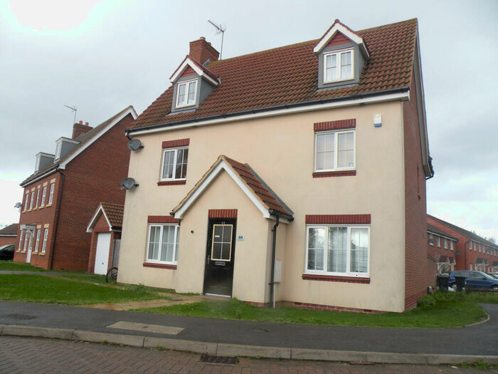 6 Bedroom Detached House To Rent In The Runway, Hatfield, AL10