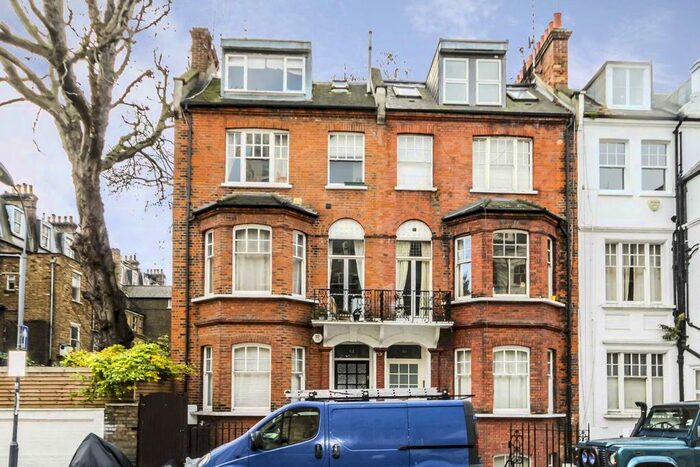 1 Bedroom Flat To Rent In Avonmore Road, London, W14