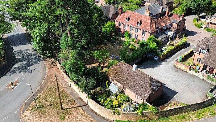 6 Bedroom Detached House For Sale In Stanwell Moor, Staines, Surrey, TW19