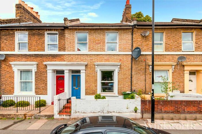 3 Bedroom End Of Terrace House To Rent In Malpas Road, London, SE4