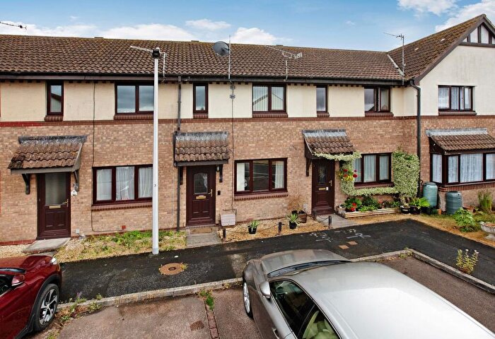 2 Bedroom Terraced House For Sale In Hamilton Grove, Starcross, EX6