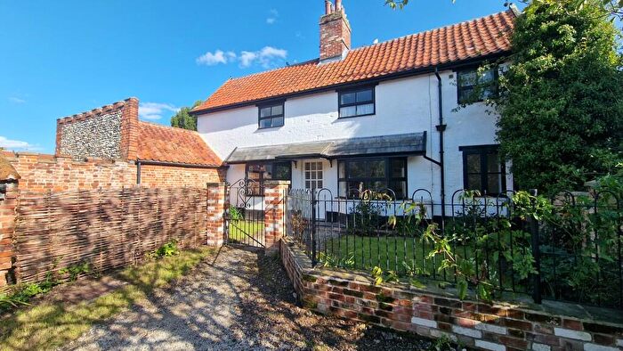 2 Bedroom Detached House To Rent In Smiths Court, Harleston, IP20