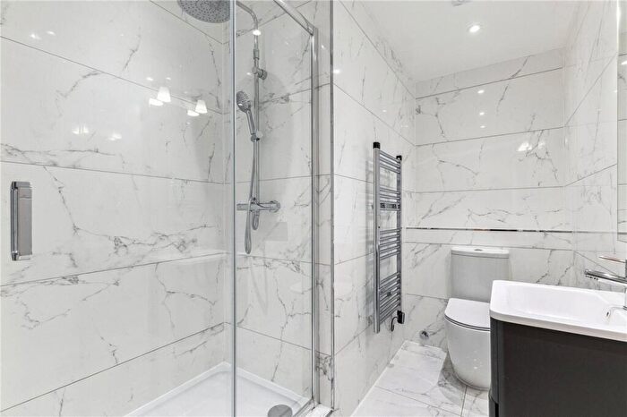 5 Bedroom Detached House For Sale In Sandy Lane, Chobham, Surrey, GU24