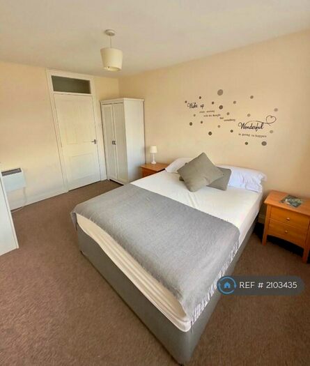 1 Bedroom Flat To Rent In Hickory Close, London, N9