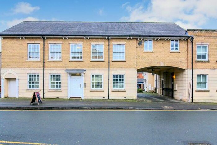 2 Bedroom Flat To Rent In Little Church Street, Town Centre, Rugby, CV21