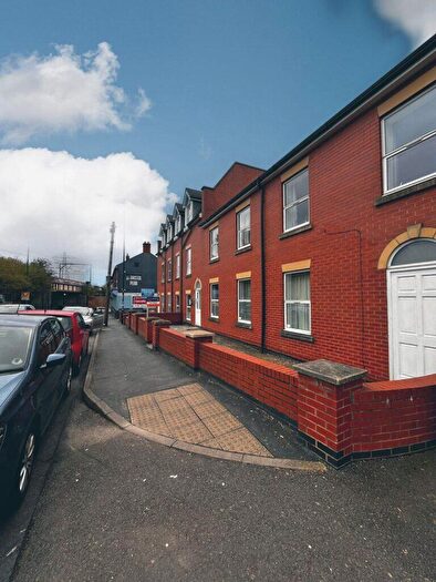 2 Bedroom Flat For Sale In Flat Chapter Court, Heeley Road, Selly Oak, B29