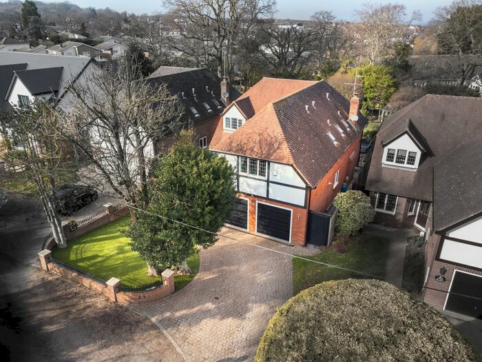 4 Bedroom Detached House To Rent In Hillcrest Road, Hockley, SS5