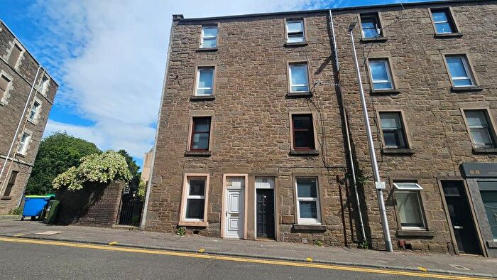 Studio To Rent In Blackness Road, DD1
