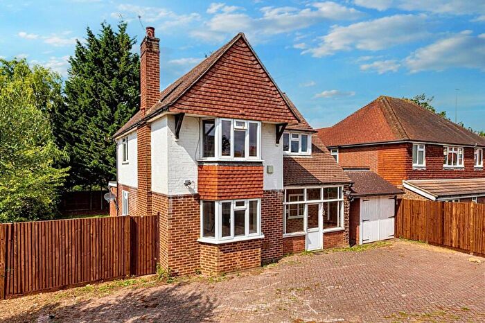 3 Bedroom Detached House To Rent In Manor Road South, Esher, KT10