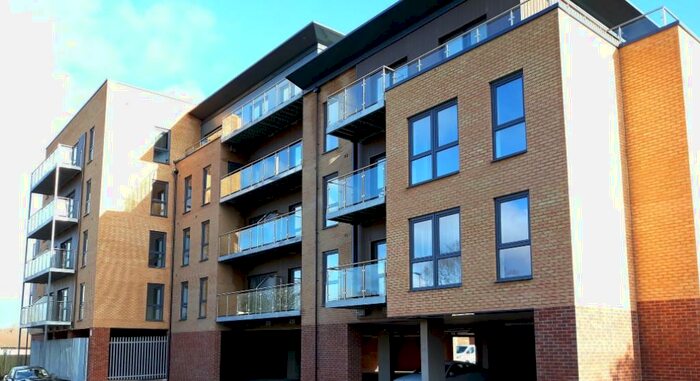 1 Bedroom Flat To Rent In Hanover Way, Windsor, Berkshire, SL4