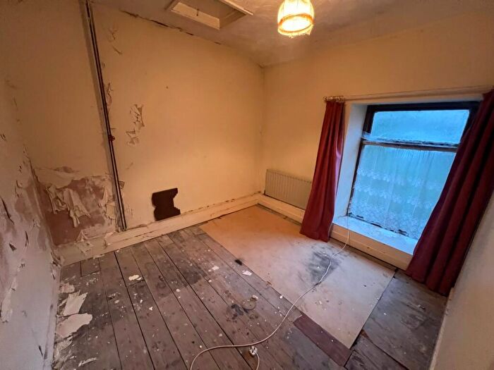 4 Bedroom Detached House For Sale In Brook Street Blaenrhondda - Treorchy, CF42