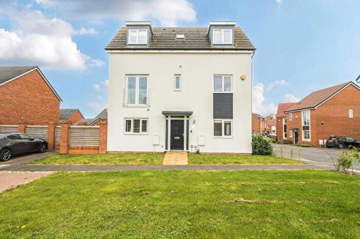 5 Bedroom Detached House For Sale In Goodenough Drive, Wantage, OX12