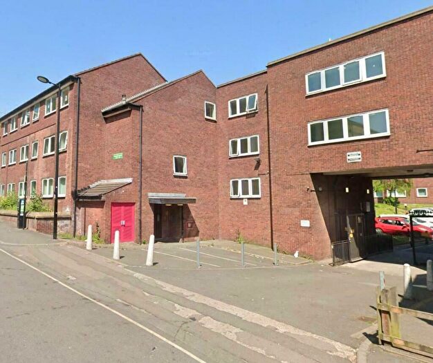 Studio To Rent In Westfield Terrace, Sheffield, S1