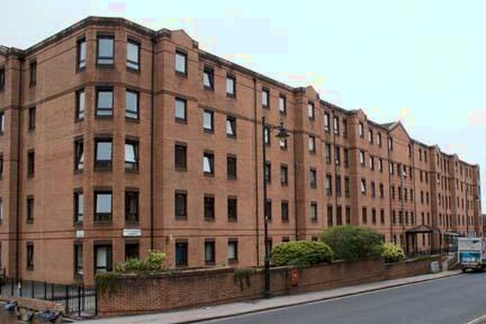 2 Bedroom Flat To Rent In West Graham Street, Garnethill, G4