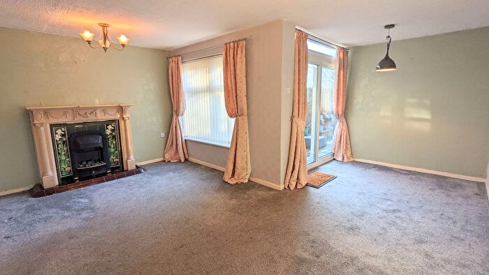 3 Bedroom End Of Terrace House For Sale In Birleywood, Skelmersdale, WN8