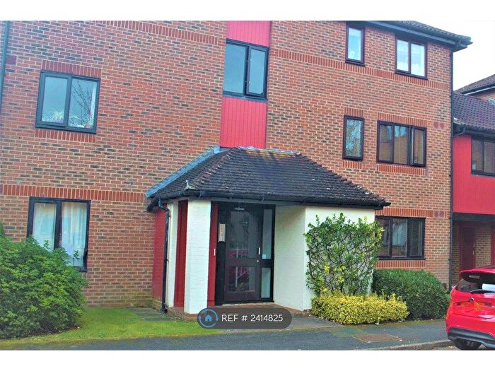 Studio To Rent In Cullerne Close, Abingdon, OX14